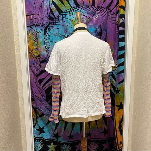 🌈 Stylish colorful graphic shirt - Picture 6 of 11